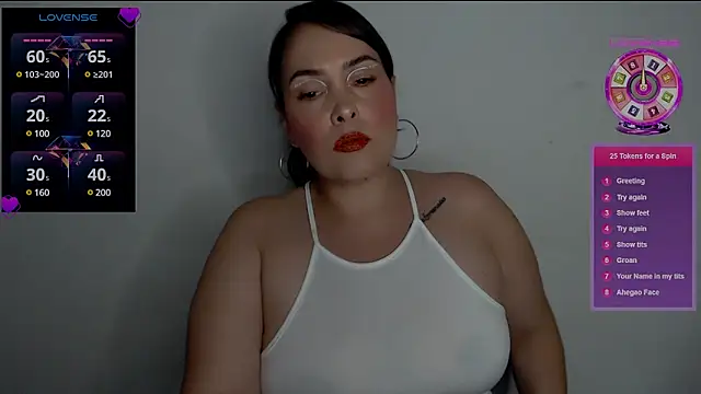 Snapshot of Miss_Agatha chatting on December 14, 2:45 am Miss Agatha online show from December 14, 2:45 am