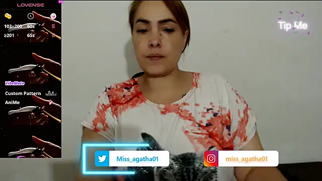 Snapshot of Miss_Agatha chatting on February 5, 2:37 pm Miss Agatha online show from February 5, 2:37 pm