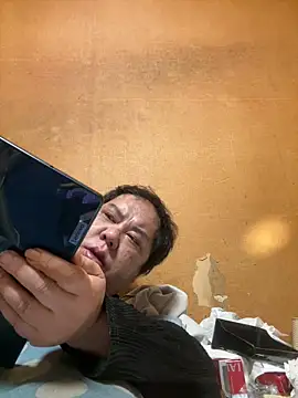 Snapshot of punk0805 chatting on March 5, 6:48 pm punk0805 online show from March 5, 6:48 pm