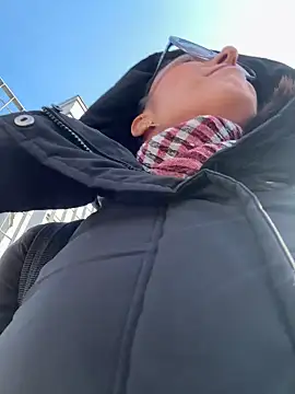 eveangelll online show from February 14, 8:31 am