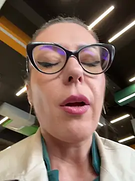 eveangelll online show from March 12, 7:46 am