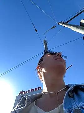 eveangelll online show from September 18, 6:59 am