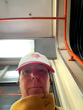 eveangelll online show from October 23, 3:50 am