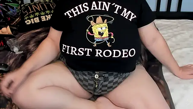 Snapshot of Chloenightmare chatting on October 29, 9:05 pm Chloenightmare online show from October 29, 9:05 pm