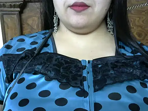 Snapshot of Shruti_139 chatting on December 16, 6:02 pm Shruti 139 online show from December 16, 6:02 pm