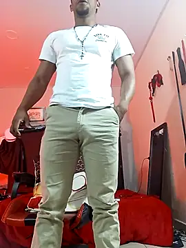 AlejoKhalifa  online show from March 5, 10:33 am