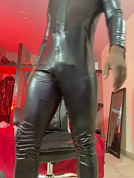 Snapshot of AlejoKhalifa_ chatting on July 23, 10:24 am AlejoKhalifa online show from July 23, 10:24 am
