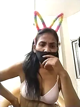 Snapshot of sunita6009 chatting on June 26, 2:54 pm sunita6009 online show from June 26, 2:54 pm