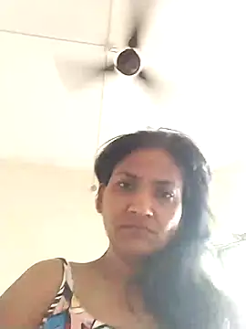Snapshot of sunita6009 chatting on June 30, 2:23 am sunita6009 online show from June 30, 2:23 am