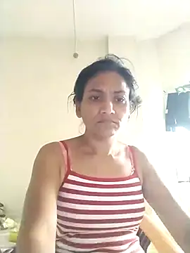 Snapshot of sunita6009 chatting on July 8, 4:06 am sunita6009 online show from July 8, 4:06 am