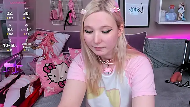Snapshot of MeowkaKitty chatting on February 18, 3:53 am MeowkaKitty online show from February 18, 3:53 am