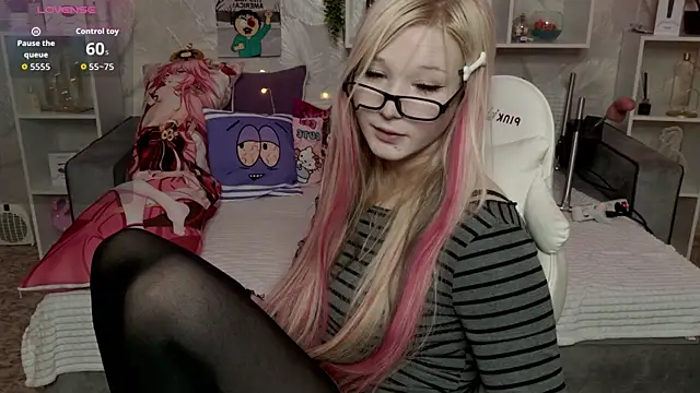 MeowkaKitty online show from May 2, 1:43 am