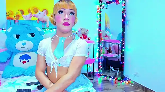 Candy Candy   online show from April 5, 9:23 pm