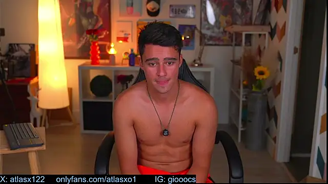 Snapshot of giooocasa chatting on July 2, 3:23 am giooocasa online show from July 2, 3:23 am
