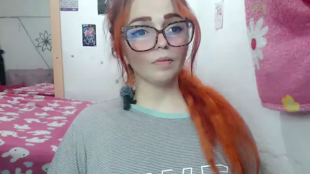 Snapshot of Alexatexa2929 chatting on December 7, 1:25 am Alexatexa2929 online show from December 7, 1:25 am