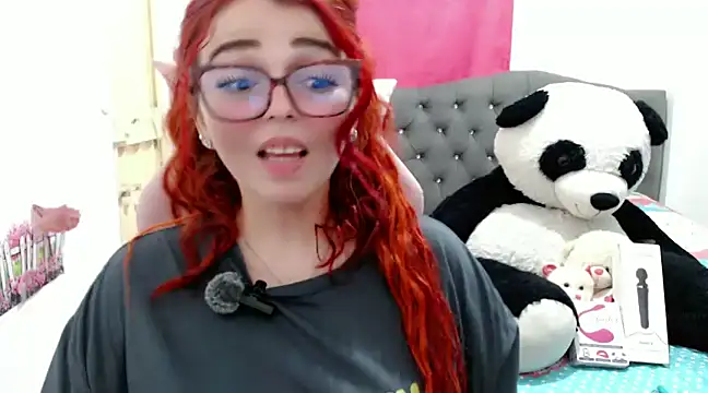 Snapshot of Alexatexa2929 chatting on December 29, 12:30 am Alexatexa2929 online show from December 29, 12:30 am