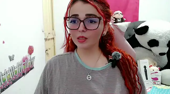 Snapshot of Alexatexa2929 chatting on December 31, 6:46 pm Alexatexa2929 online show from December 31, 6:46 pm