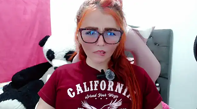 Snapshot of Alexatexa2929 chatting on January 22, 2:26 am Alexatexa2929 online show from January 22, 2:26 am