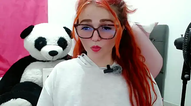 Snapshot of Alexatexa2929 chatting on January 22, 11:43 pm Alexatexa2929 online show from January 22, 11:43 pm