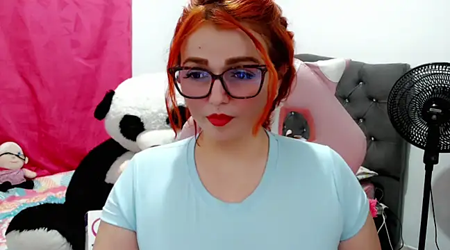 Snapshot of Alexatexa2929 chatting on February 9, 9:28 pm Alexatexa2929 online show from February 9, 9:28 pm