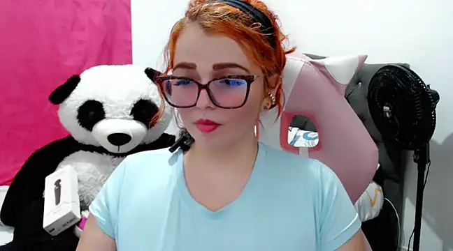 Snapshot of Alexatexa2929 chatting on February 21, 2:17 am Alexatexa2929 online show from February 21, 2:17 am