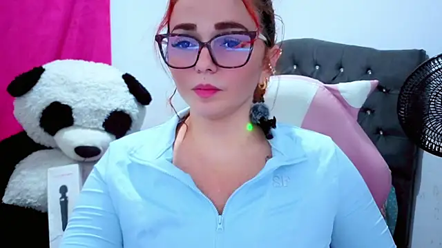 Snapshot of Alexatexa2929 chatting on September 25, 6:33 pm Alexatexa2929 online show from September 25, 6:33 pm