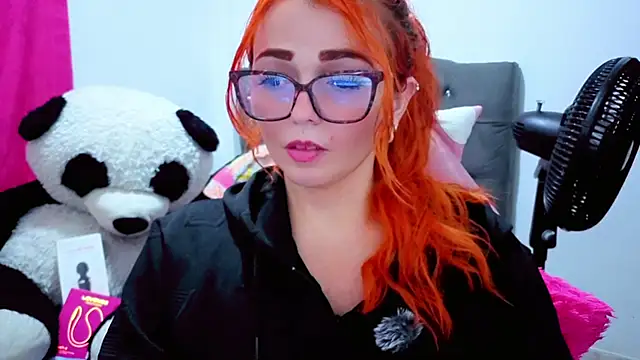 Snapshot of Alexatexa2929 chatting on October 30, 10:21 pm Alexatexa2929 online show from October 30, 10:21 pm