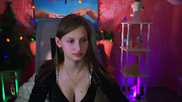 EllaHorton online show from December 30, 9:59 am