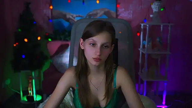 EllaHorton online show from January 7, 2:41 pm