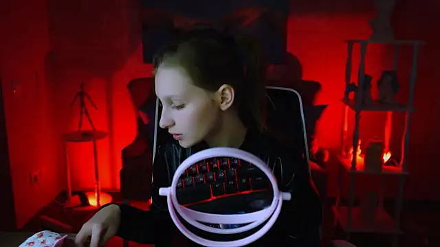 EllaHorton online show from February 23, 5:56 am