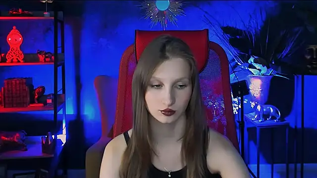 EllaHorton online show from March 13, 2:33 pm