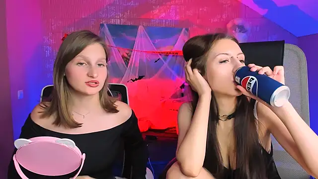 EllaHorton online show from October 26, 12:44 pm