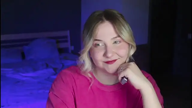 sensual girrrl online show from June 25, 12:43 am