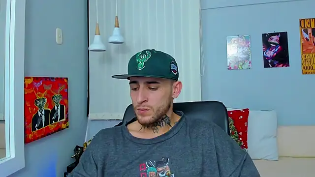 Snapshot of Drako_Lamar chatting on December 24, 4:30 pm Drako Lamar online show from December 24, 4:30 pm