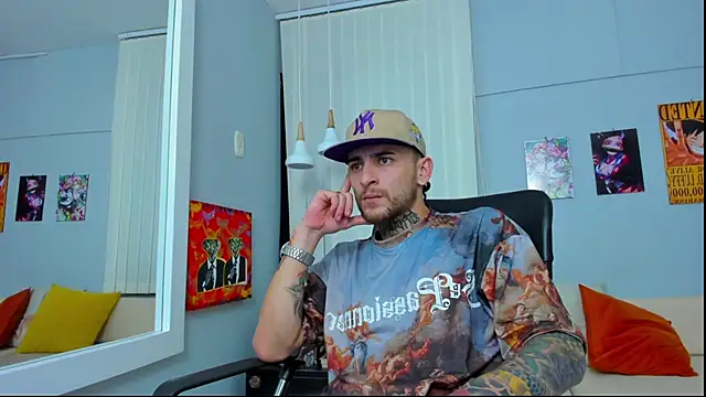 Snapshot of Drako_Lamar chatting on January 10, 4:09 pm Drako Lamar online show from January 10, 4:09 pm