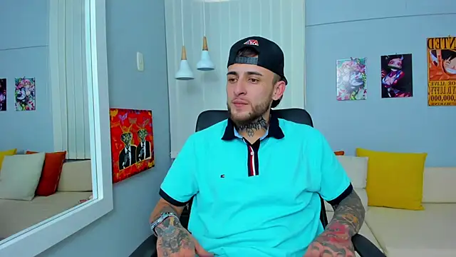 Snapshot of Drako_Lamar chatting on February 3, 3:49 pm Drako Lamar online show from February 3, 3:49 pm