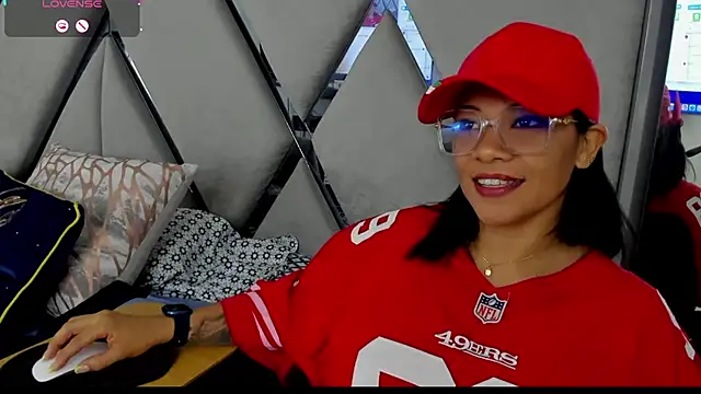 paula daniela1 online show from December 14, 9:35 pm