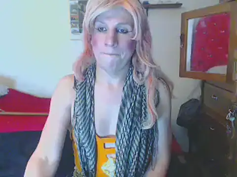 LorenJade online show from December 21, 7:45 am