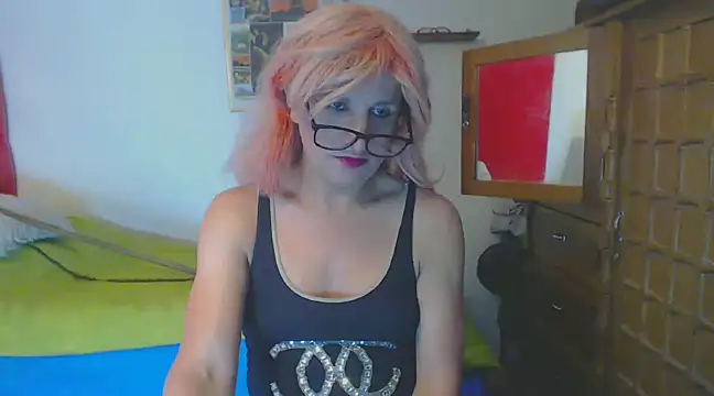 LorenJade online show from February 12, 8:49 am