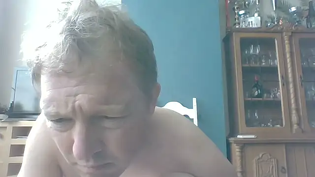 bertolini online show from March 14, 1:16 pm