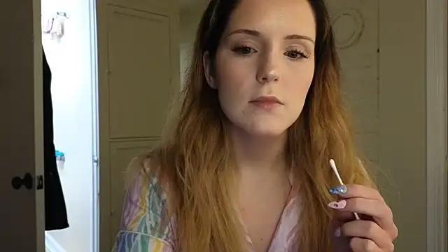 sexylilly69 online show from June 14, 12:52 am