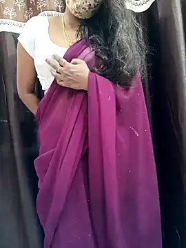 Snapshot of indian-adhaya chatting on September 15, 7:52 am indian-adhaya online show from September 15, 7:52 am