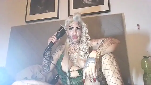 Jeanny Bln online show from December 4, 3:54 pm