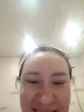 AlexaLexie online show from January 15, 12:25 pm