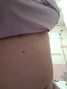 AlexaLexie online show from March 14, 9:35 am