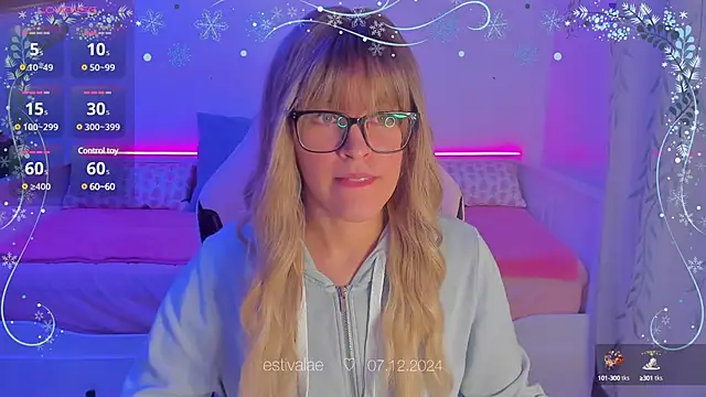 estivalae online show from December 7, 8:05 pm