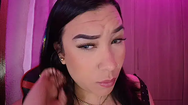 leahtemptation3 online show from November 10, 8:13 am