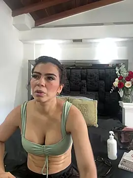 Arianna Jones1 online show from July 28, 5:45 pm