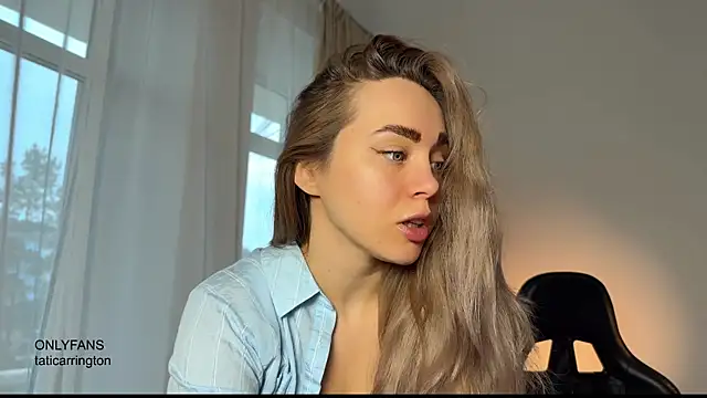 Snapshot of hotexclusive_ chatting on November 3, 4:47 am hotexclusive online show from November 3, 4:47 am