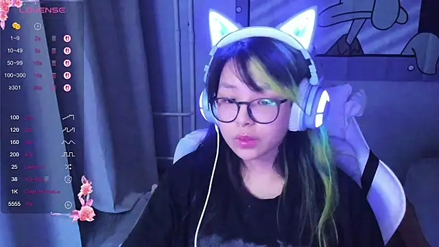 Snapshot of maydaykimmy chatting on March 4, 1:12 am maydaykimmy online show from March 4, 1:12 am